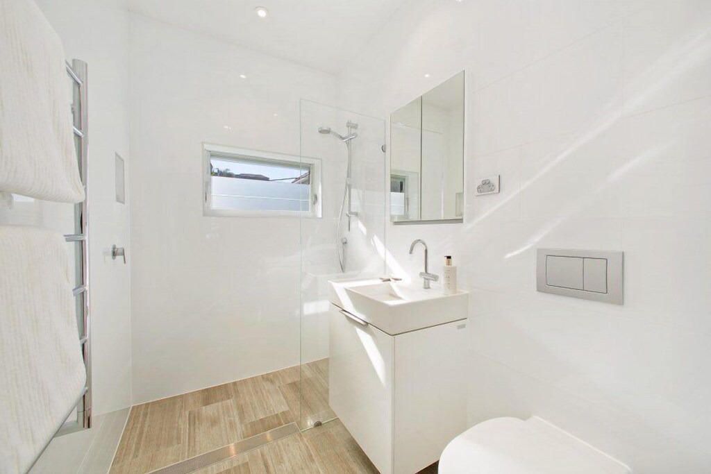 Photo of Bathroom in Queenscliff