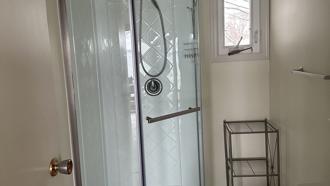 Photo of Bathroom in Cayuga