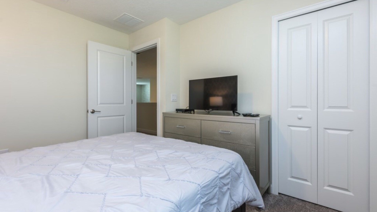 Photo of Bedroom in Davenport