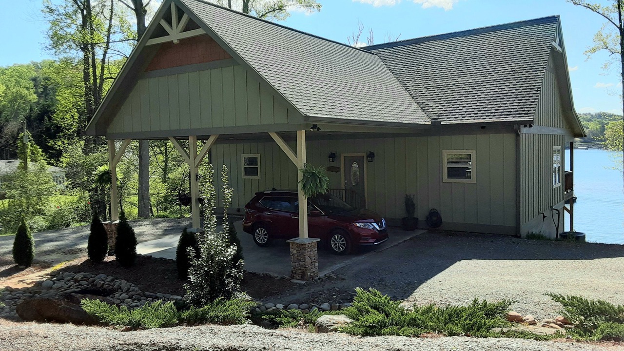 Photo of Others in Young Harris