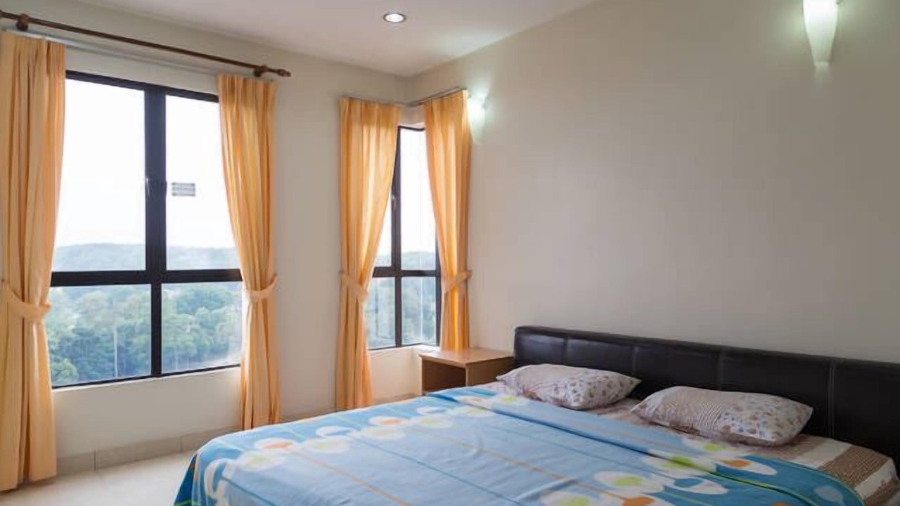 Photo of Bedroom in Tropicana