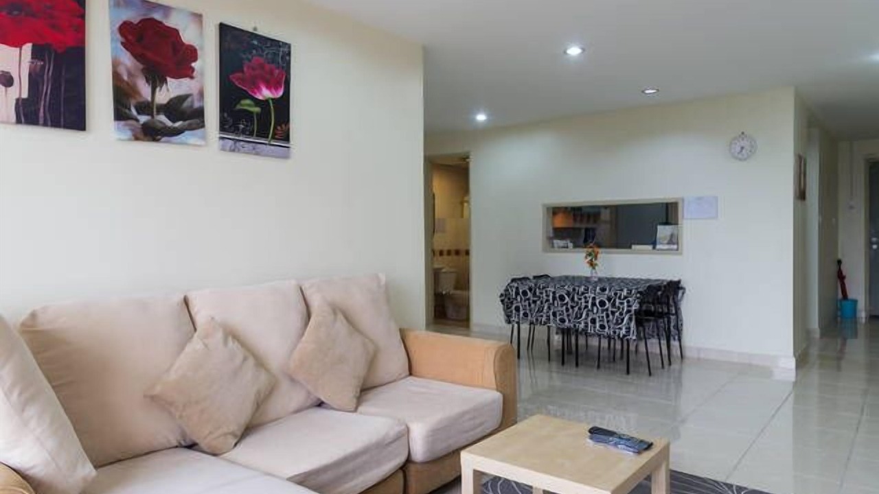 Photo of Livingroom in Tropicana