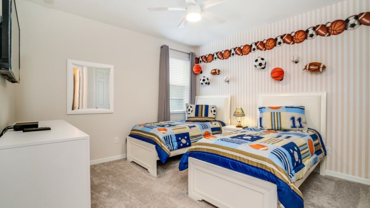 Photo of Bedroom in Bay Lake