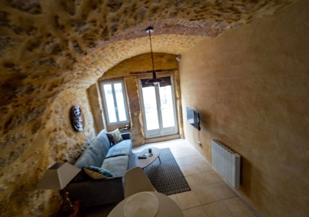 Photo of Livingroom in Saint-Andre-de-Roquepertuis
