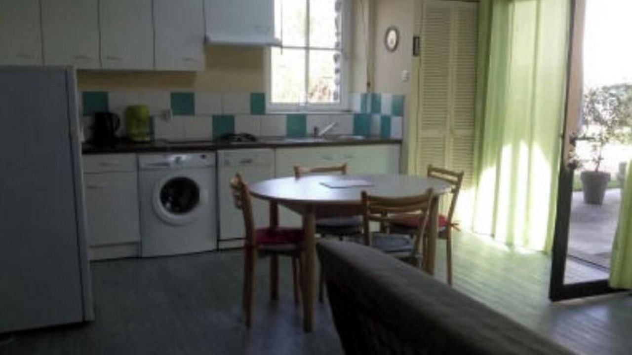 Photo of Others in Hirel