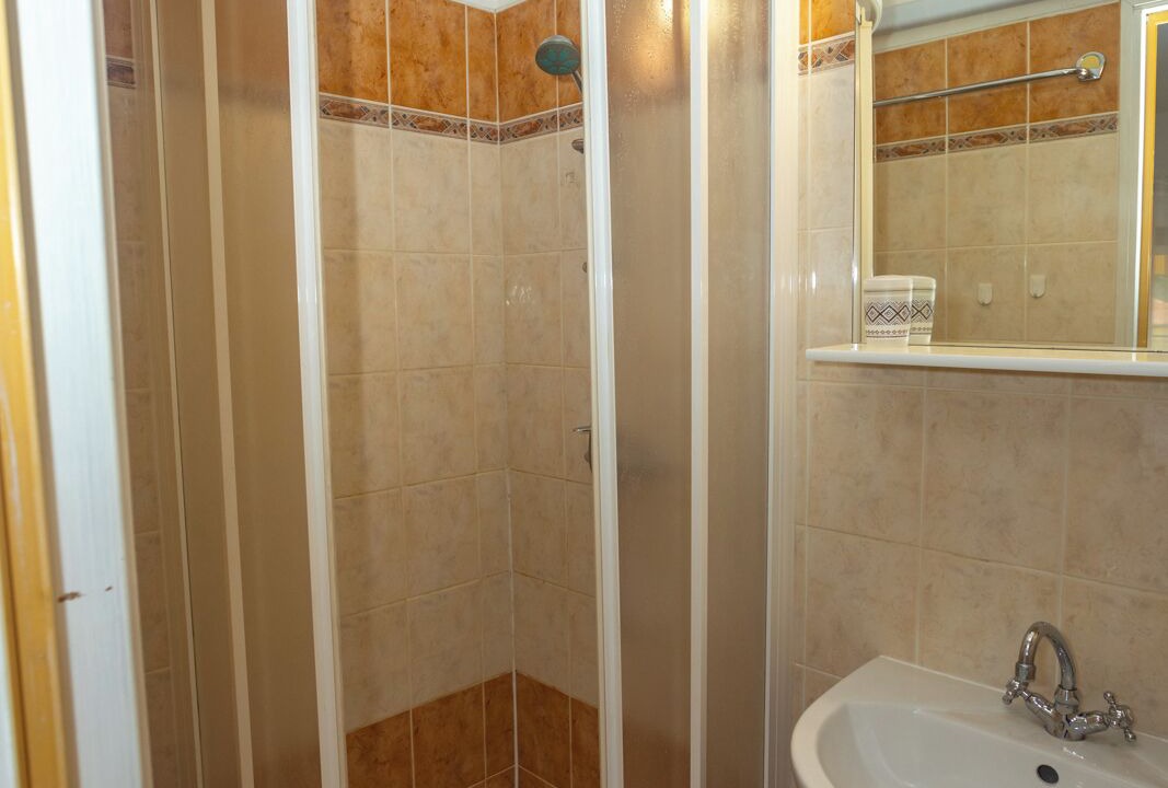 Photo of Bathroom in Matohanci