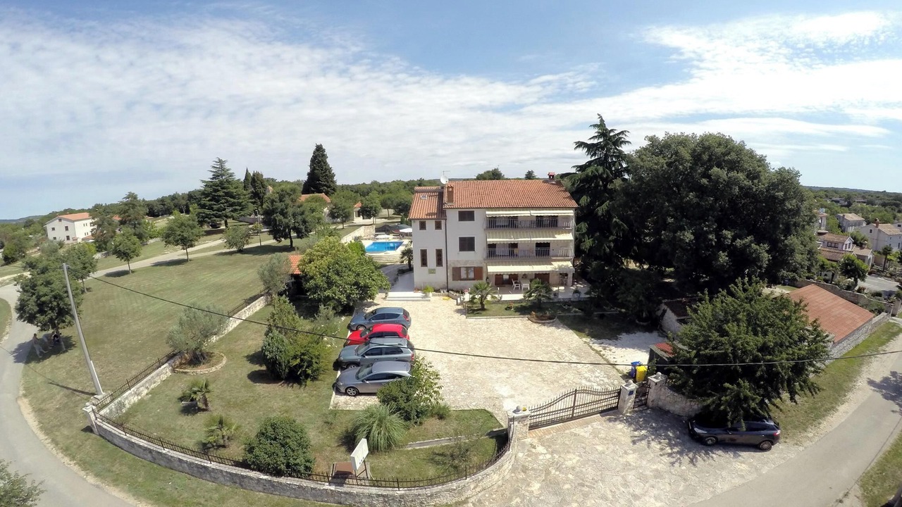 Photo of Outdoor in Matohanci