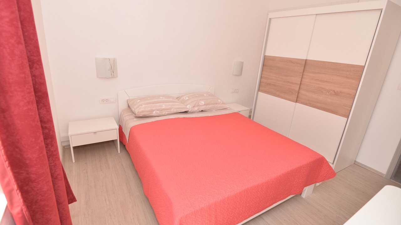 Photo of Bedroom in Tkon