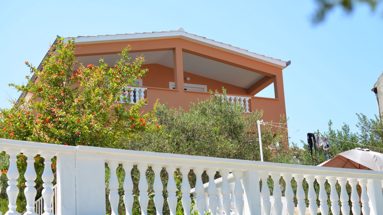 Photo of Outdoor in Tkon