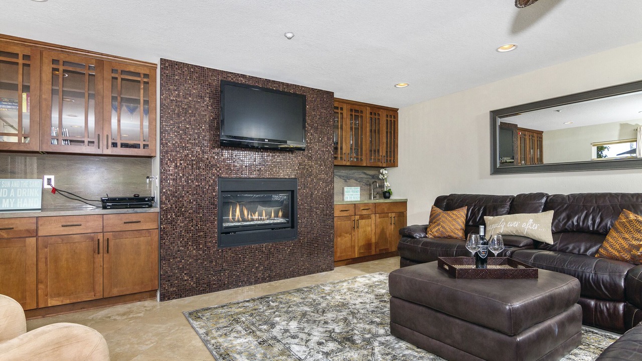 Photo of Livingroom in Townsite