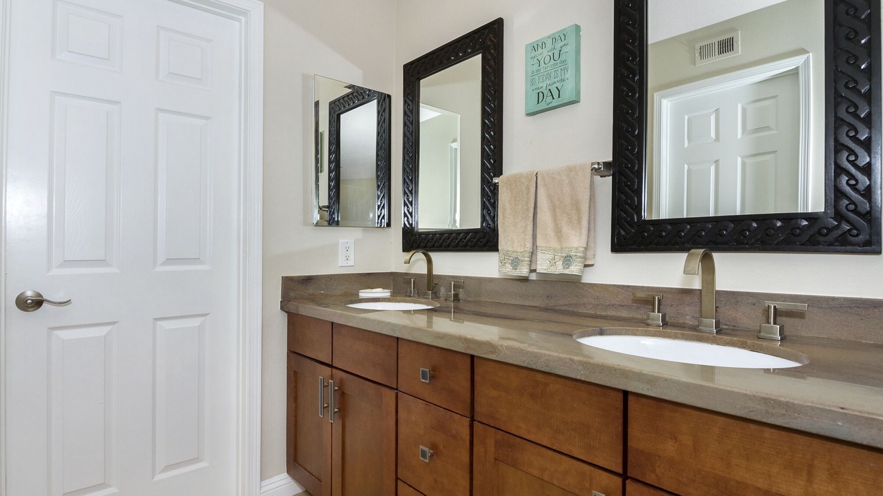 Photo of Bathroom in Townsite