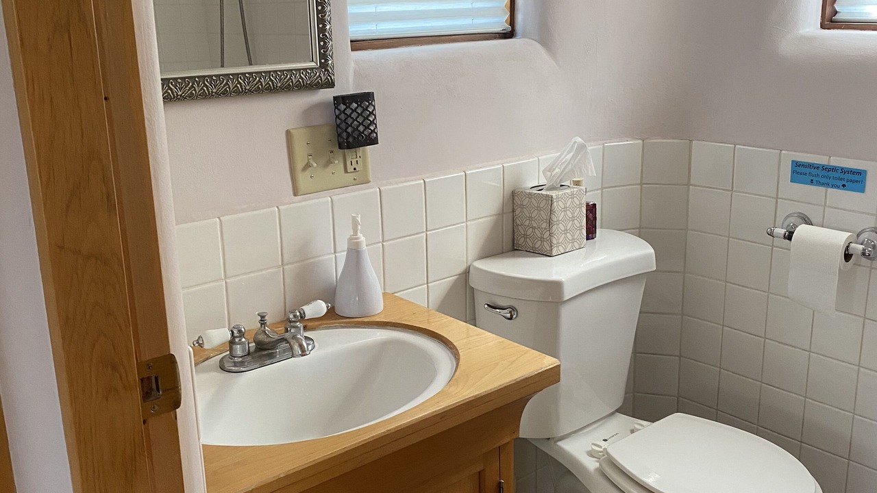 Photo of Bathroom in Canada de los Alamos