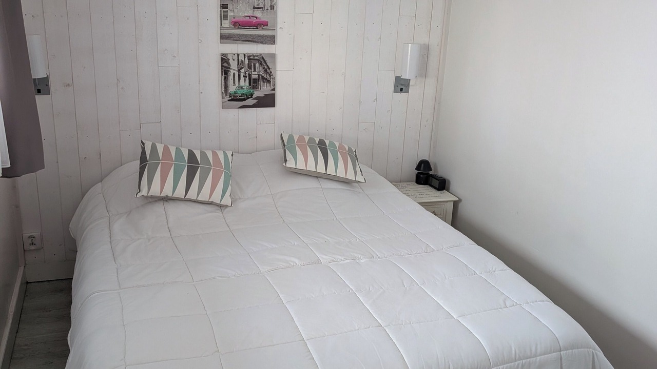 Photo of Bedroom in Ambon