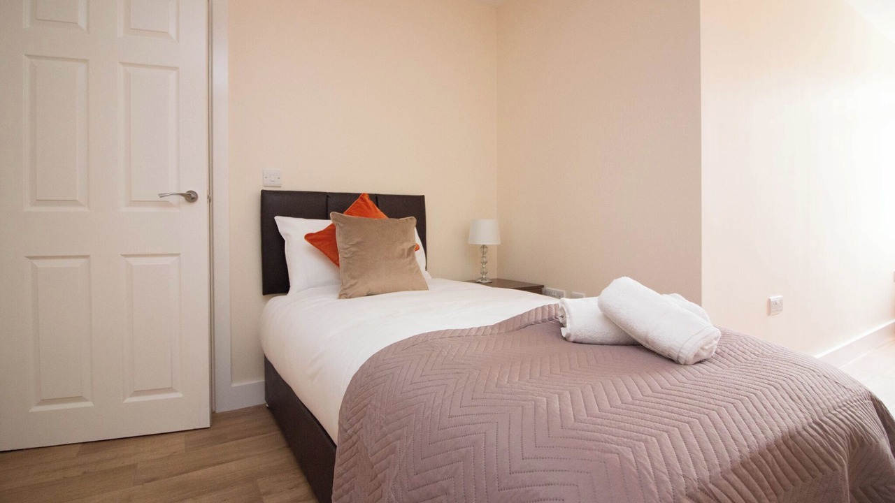 Photo of Bedroom in Southampton City Centre