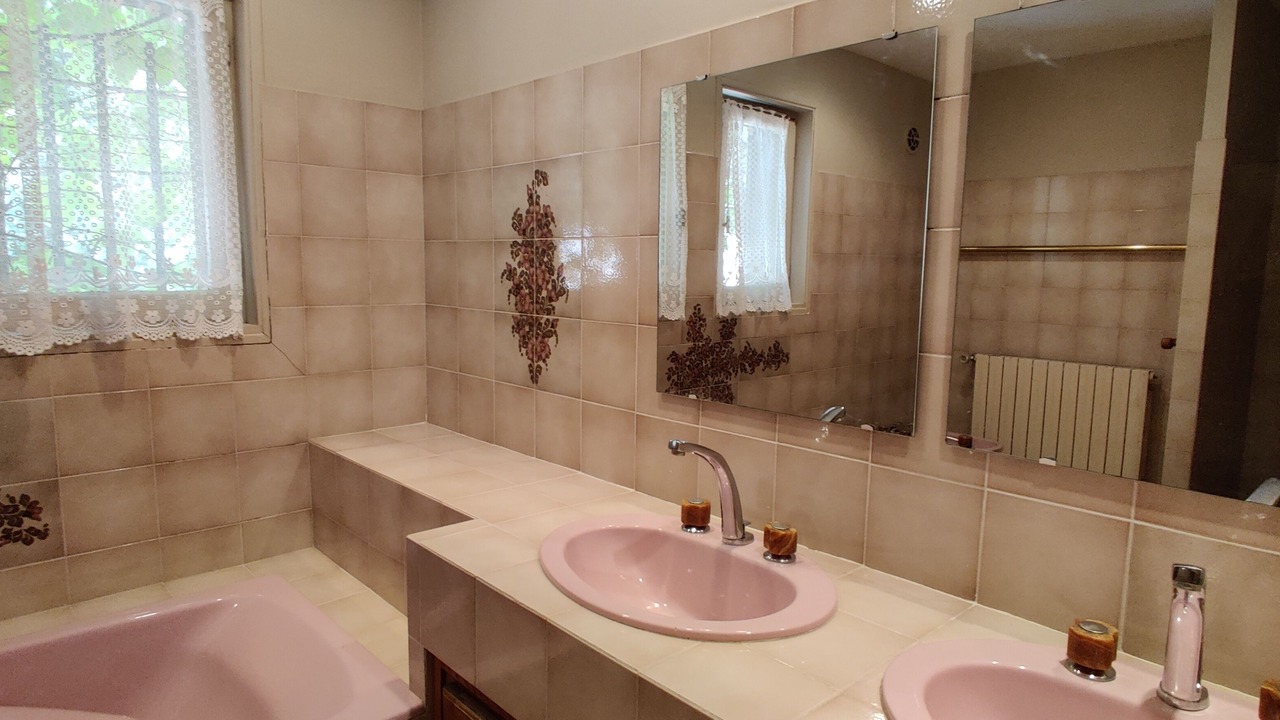 Photo of Bathroom in Savasse