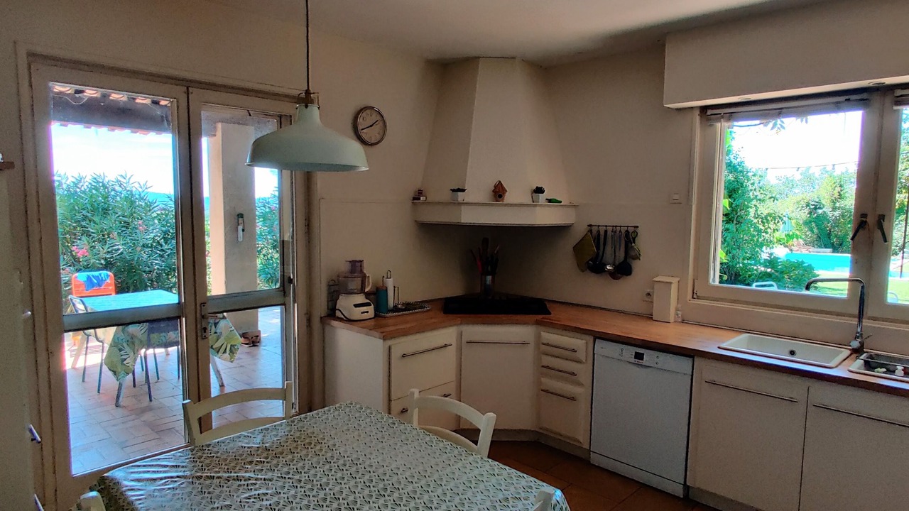 Photo of Kitchen in Savasse