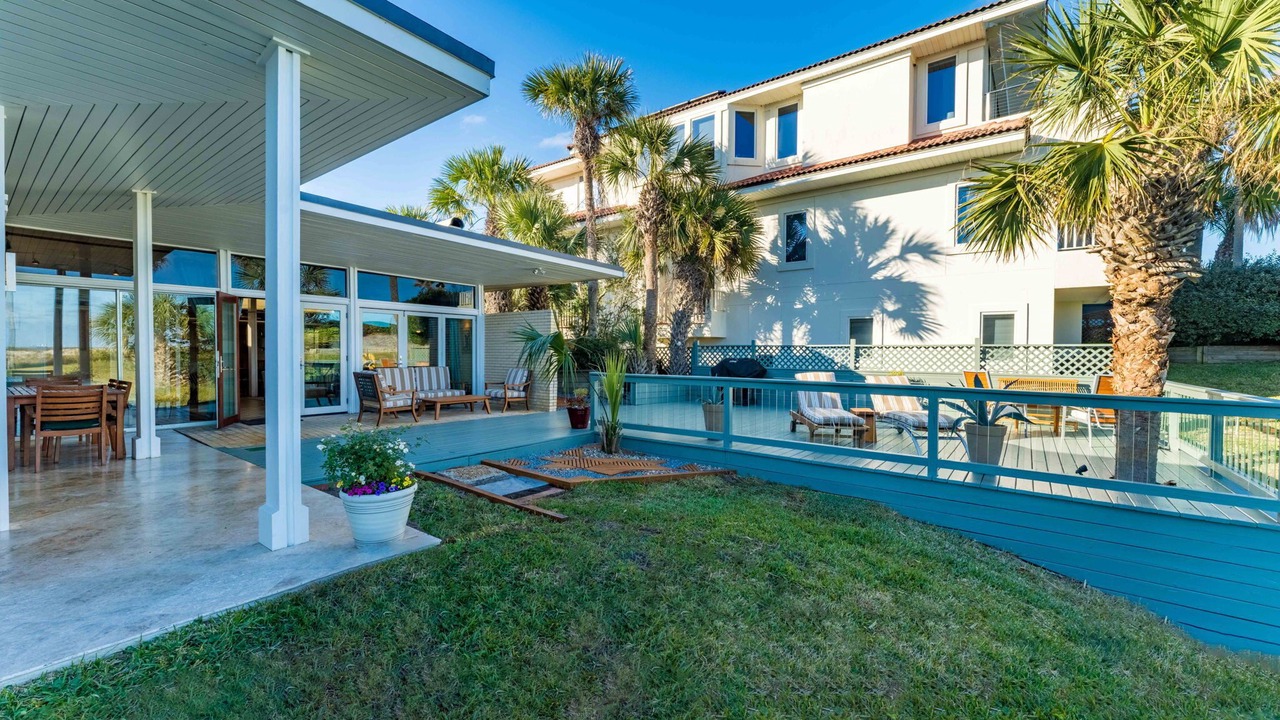 Photo of Patio Balcony in Atlantic Beach