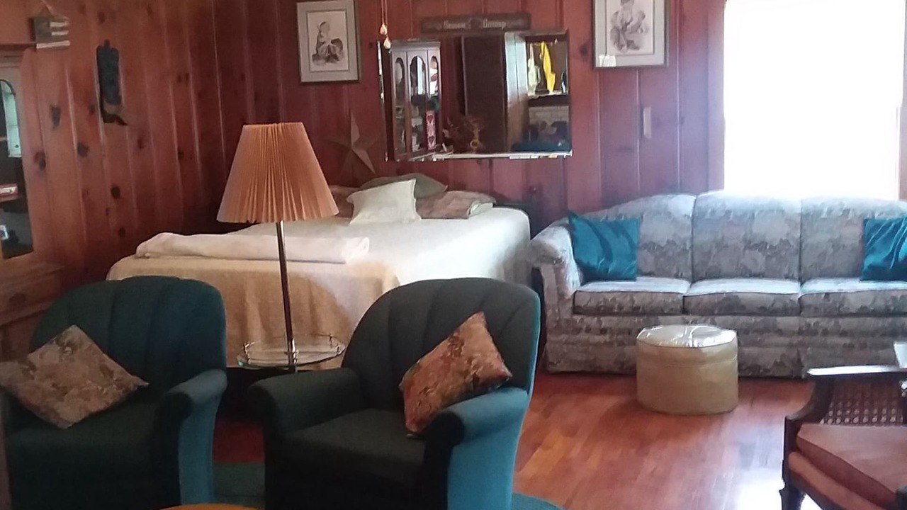 Photo of Livingroom in Kahoka