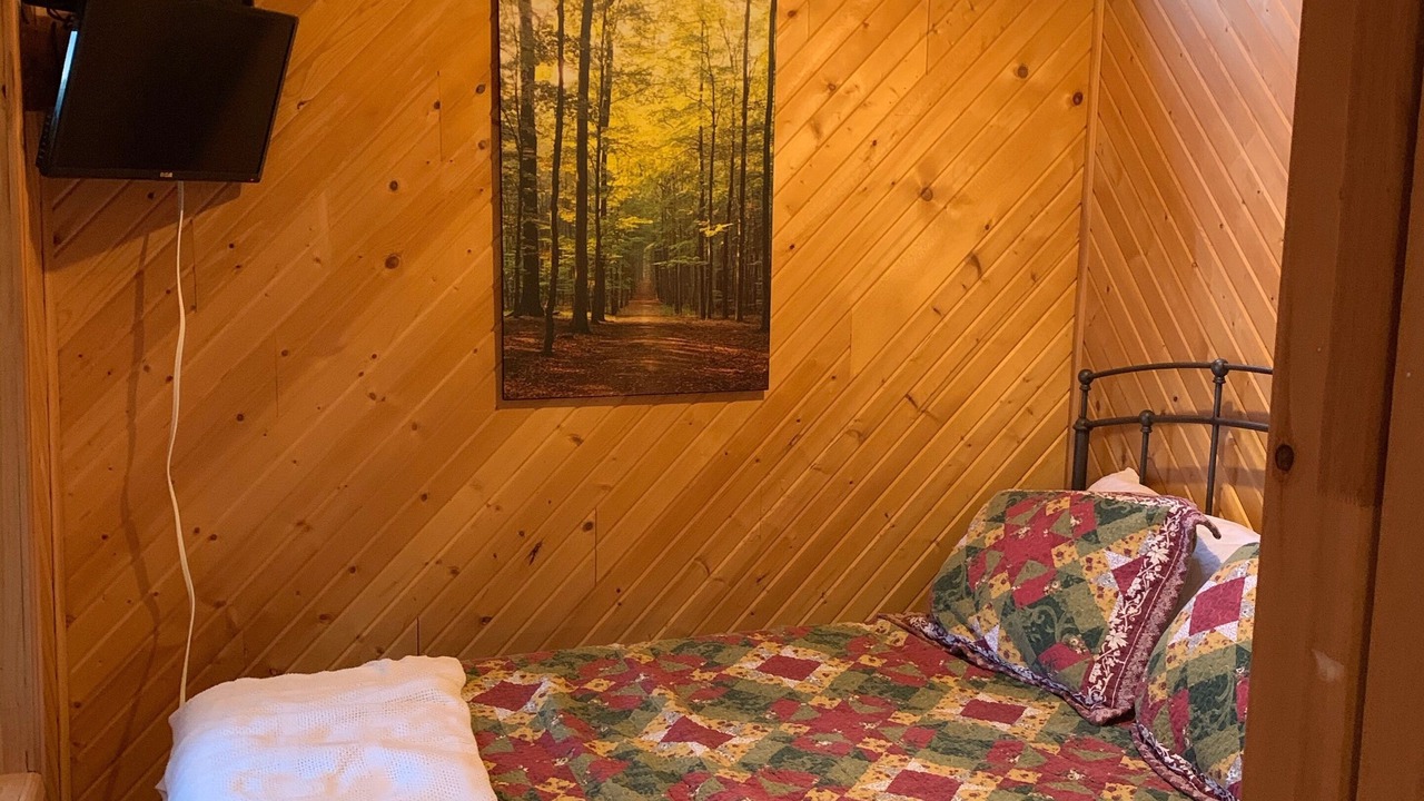 Photo of Bedroom in Bracebridge
