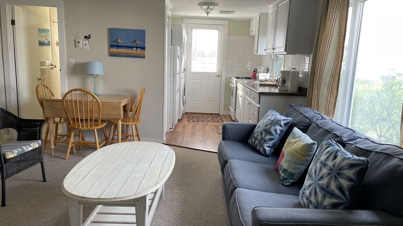 Photo of Livingroom in West Hyannisport