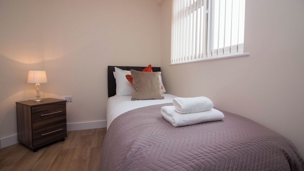 Photo of Bedroom in Southampton City Centre