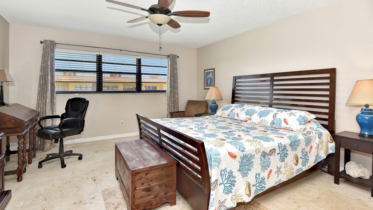 Photo of Bedroom in Breakers