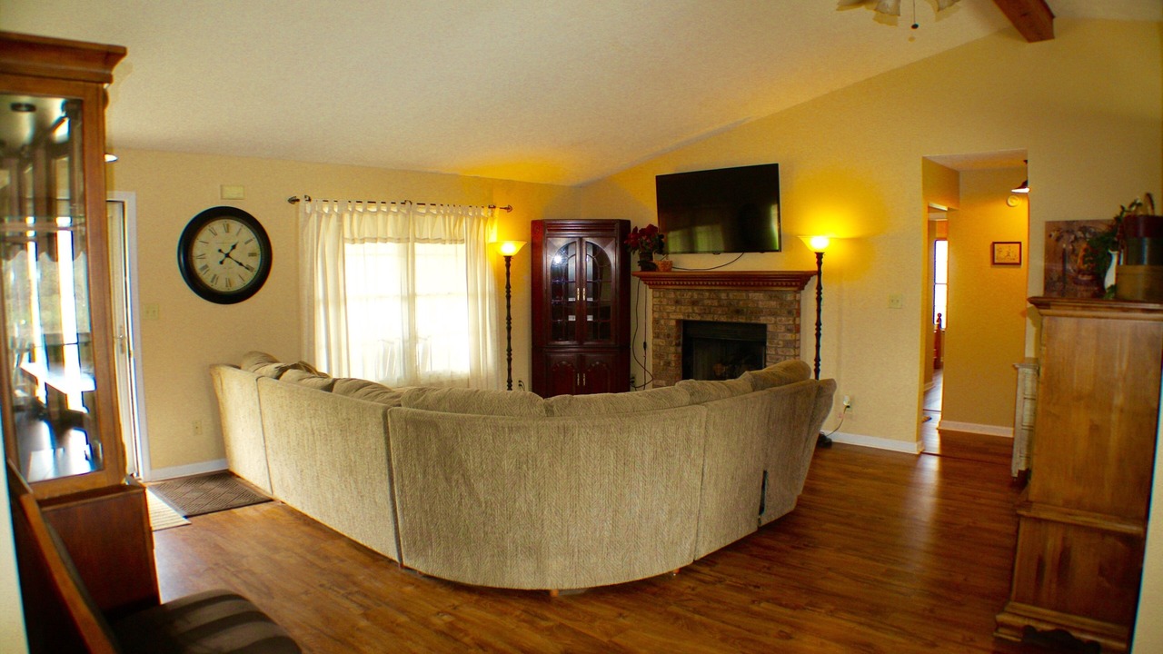 Photo of Livingroom in Attica