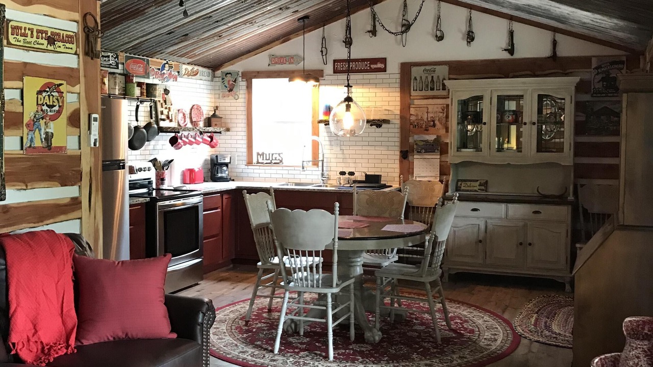 Photo of Livingroom in Grand Saline