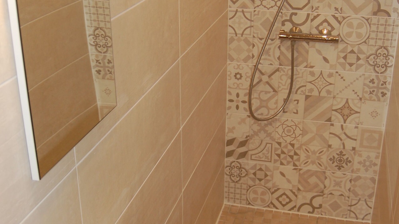 Photo of Bathroom in La Croix-en-Touraine