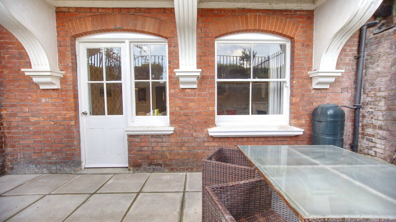 Photo of Patio Balcony in St Leonards-On-Sea