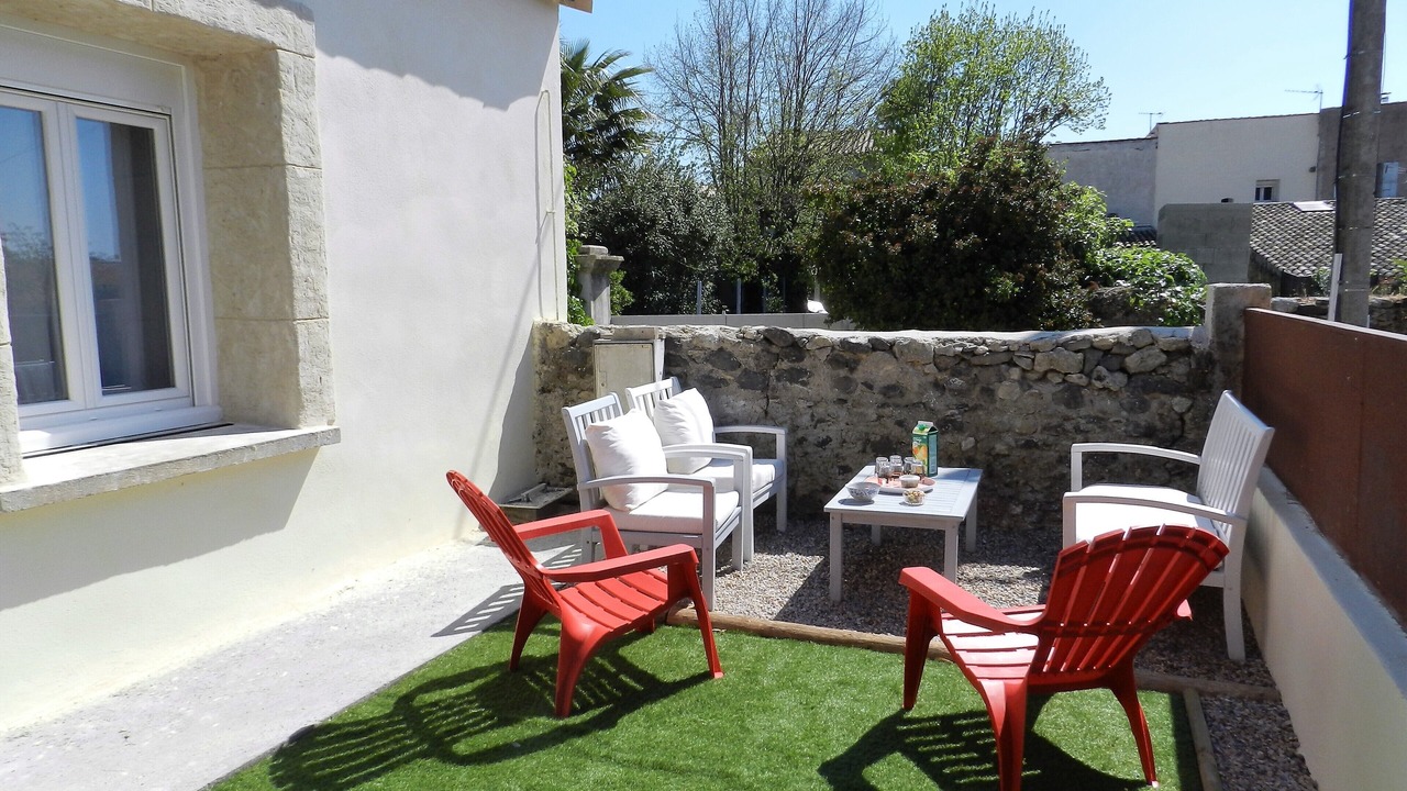 Photo of Patio Balcony in Caux