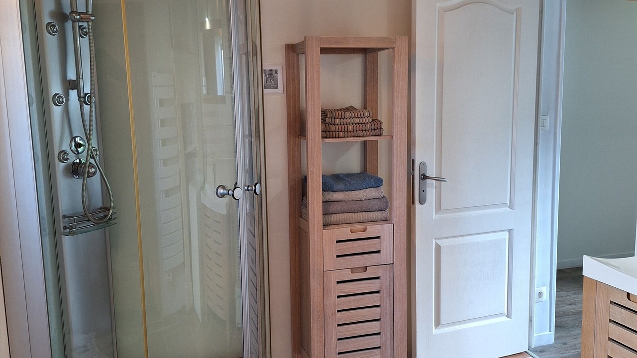 Photo of Bathroom in Ouistreham