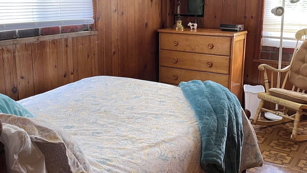 Photo of Bedroom in Poplar Ridge