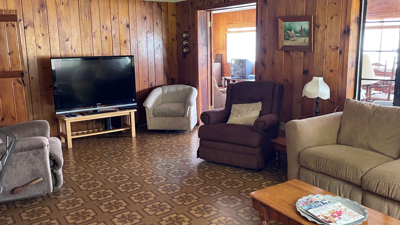 Photo of Livingroom in Poplar Ridge