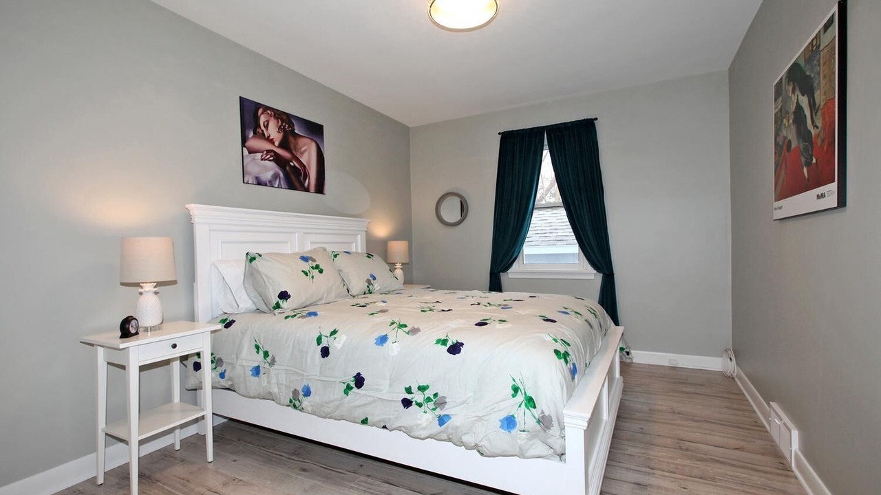 Photo of Bedroom in Virgil