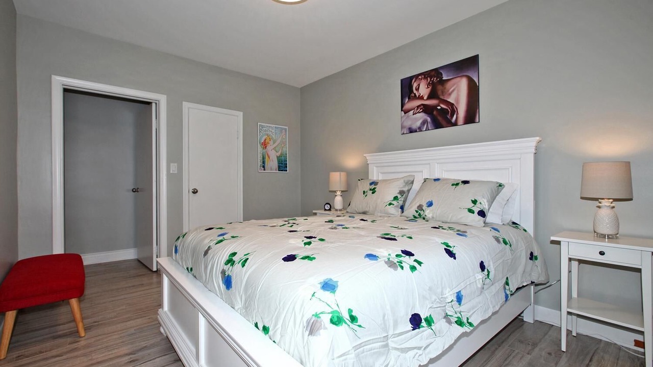 Photo of Bedroom in Virgil