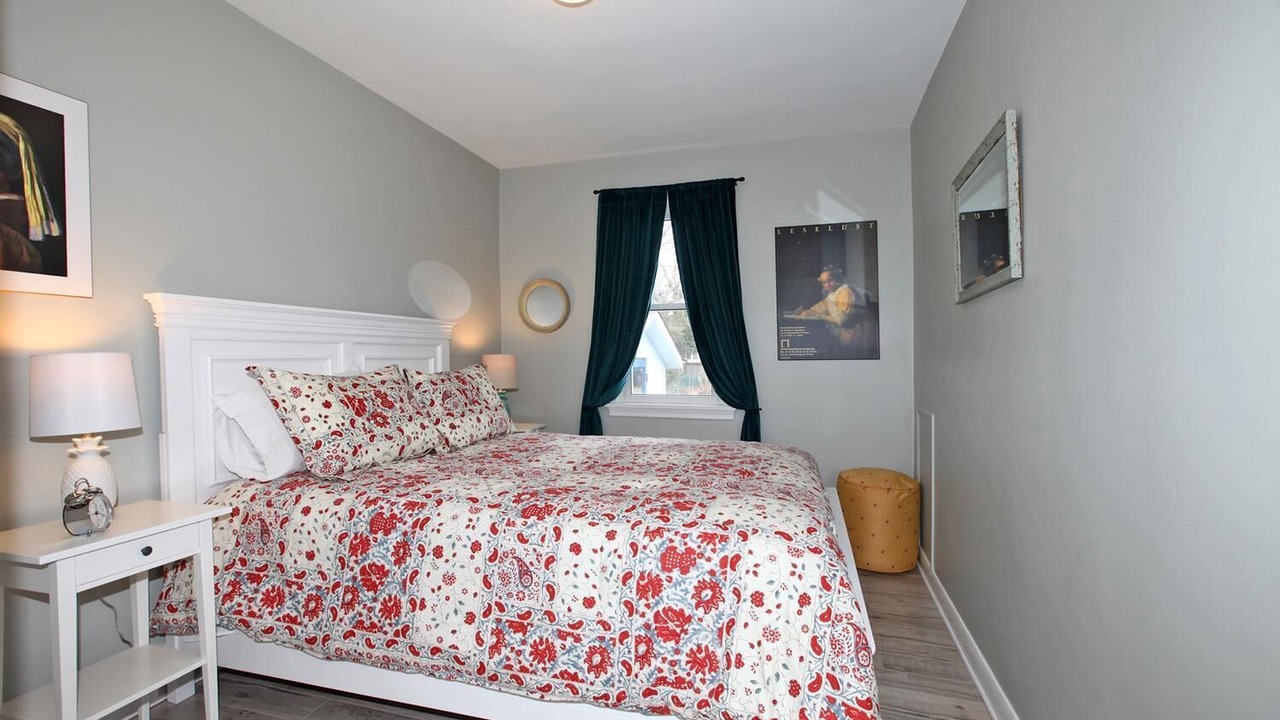 Photo of Bedroom in Virgil
