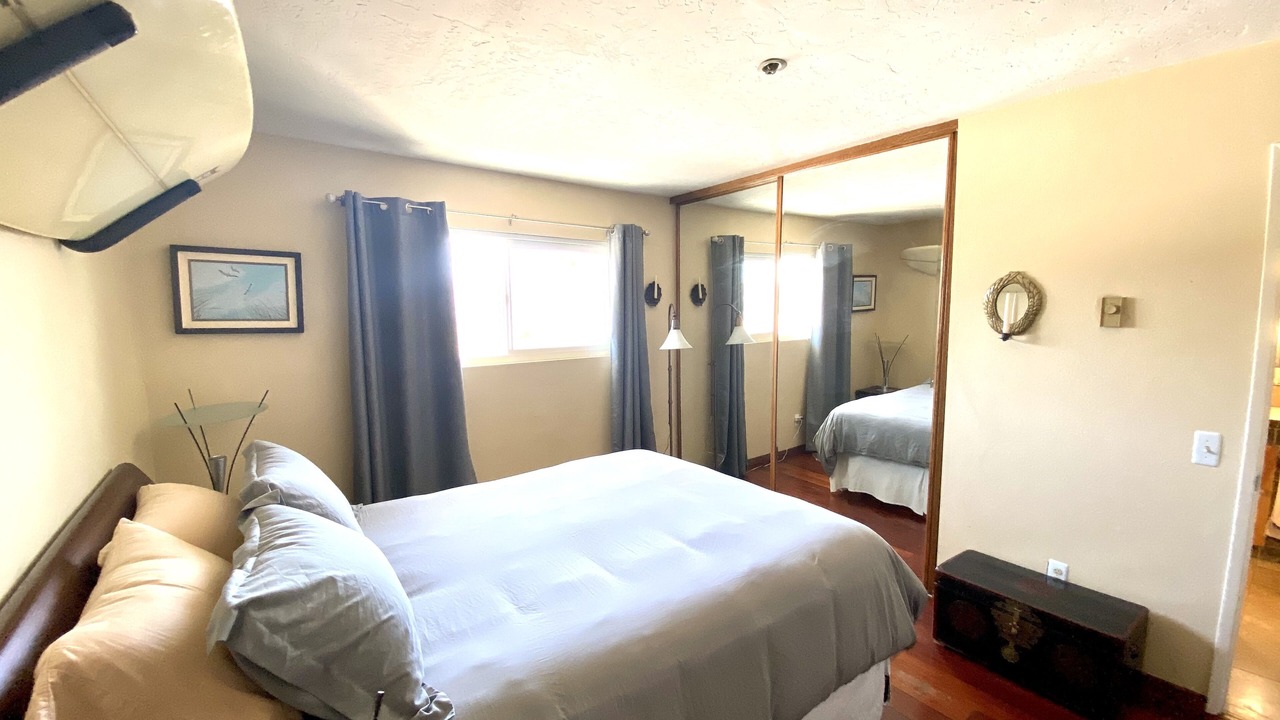 Photo of Bedroom in Ocean Beach