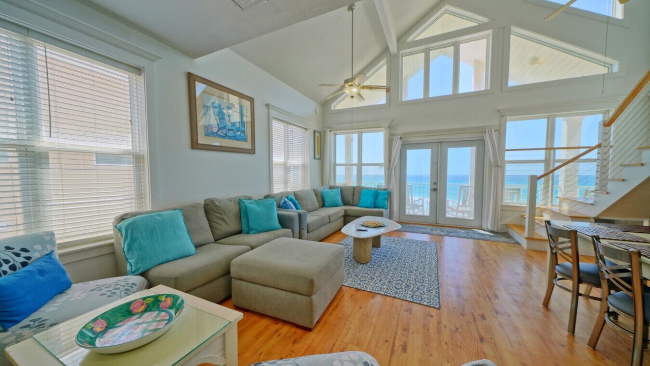 Photo of Livingroom in Fort Bay