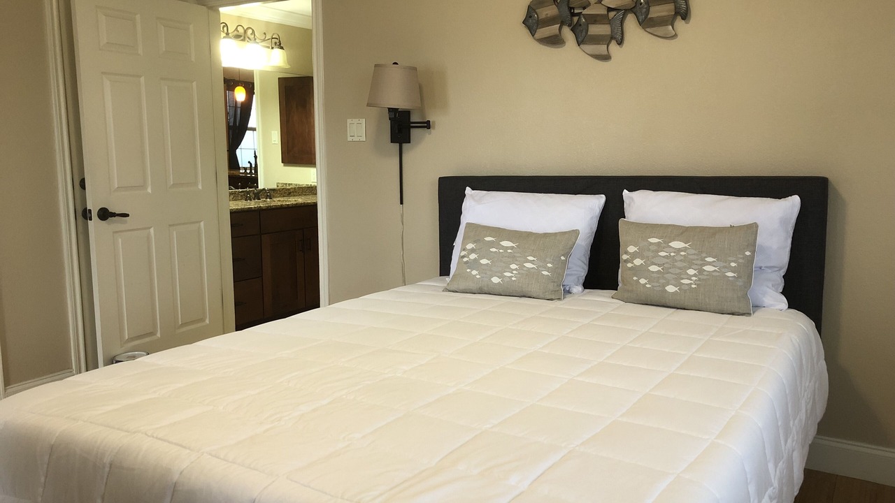 Photo of Bedroom in Highland Lake Estates