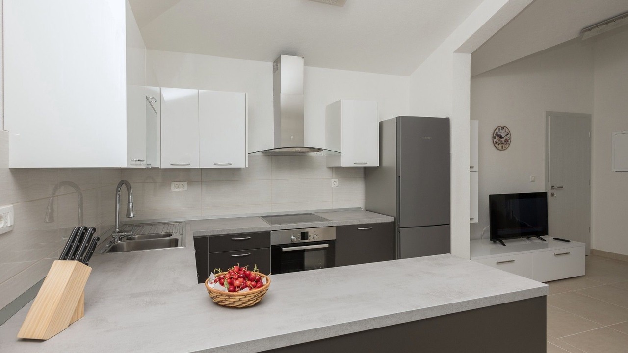 Photo of Kitchen in Zivogosce