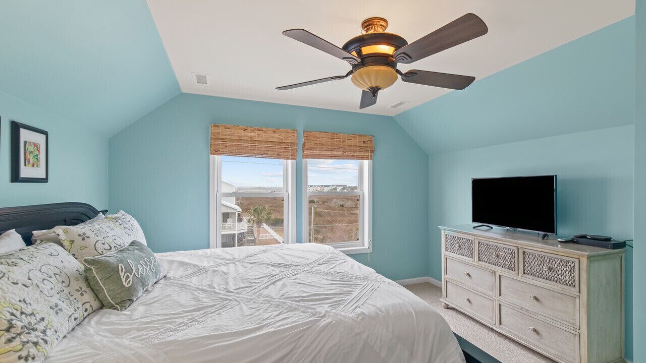 Photo of Bedroom in Surf City