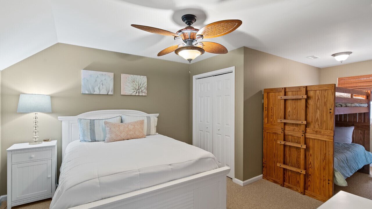 Photo of Bedroom in Surf City