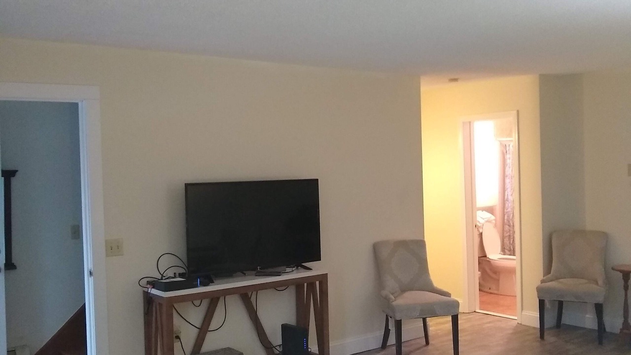 Photo of Livingroom in Newport East