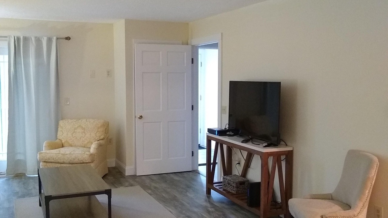 Photo of Livingroom in Newport East