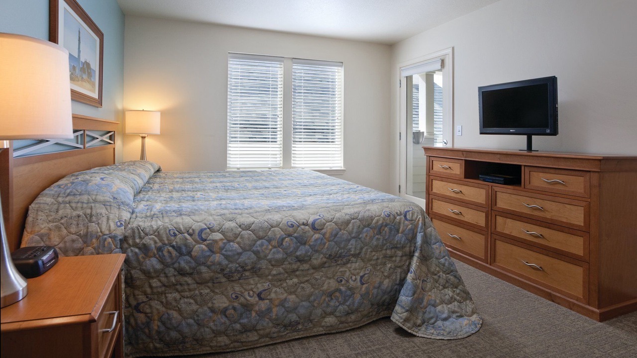 Photo of Bedroom in Gleneden Beach