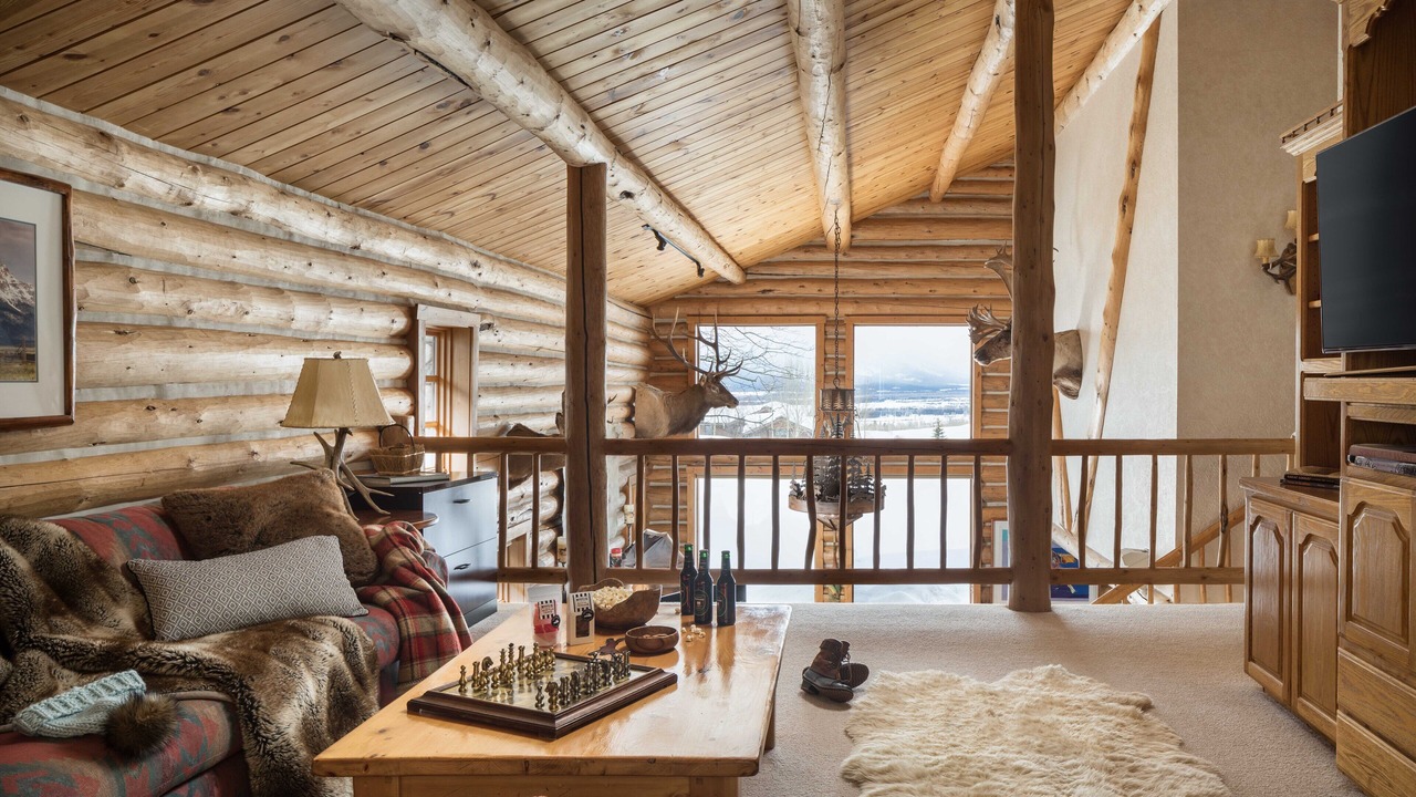 Photo of Livingroom in Spring Creek Ranch