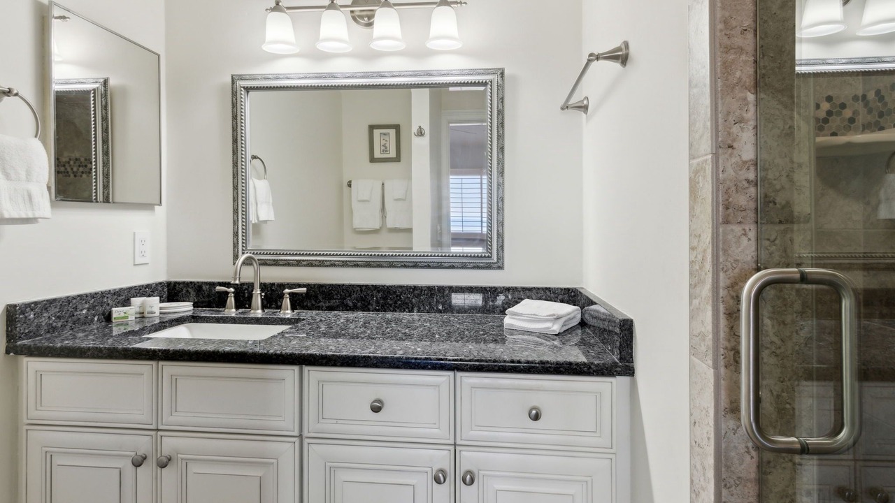 Photo of Bathroom in Amelia City
