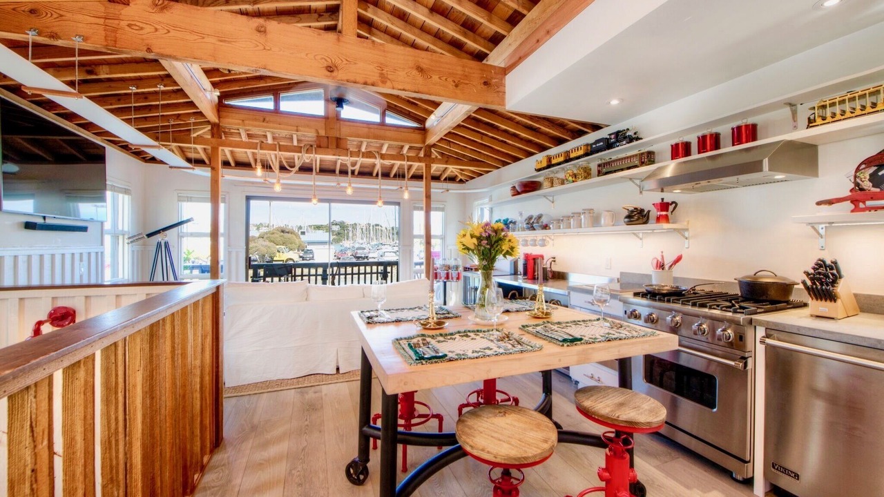 Photo of Others in Marin City