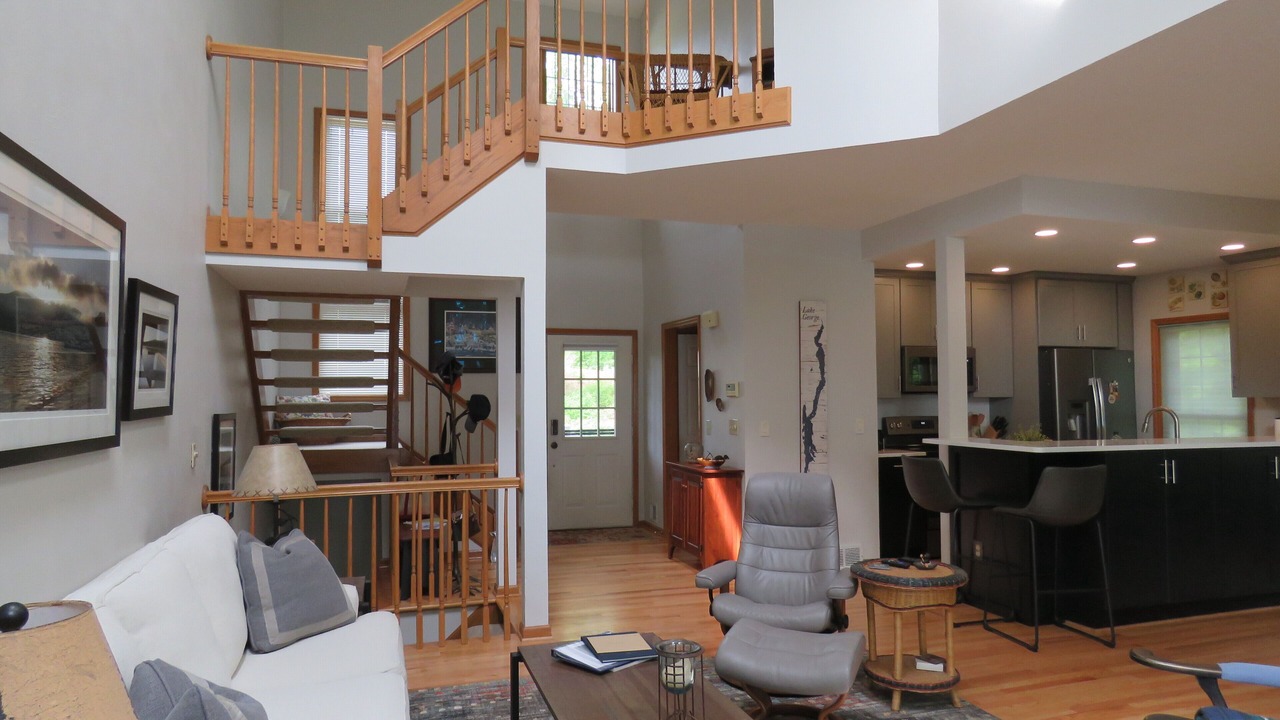 Photo of Livingroom in Lake George